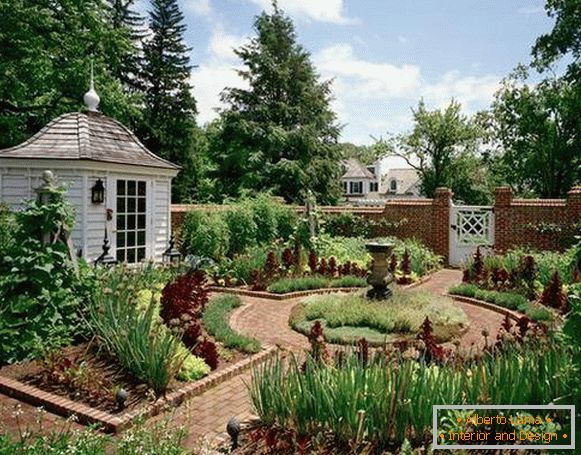 Paths on the cottage in the classical style