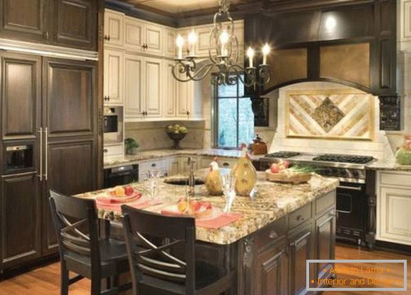 Classic style of the Old World in the interior of the kitchen