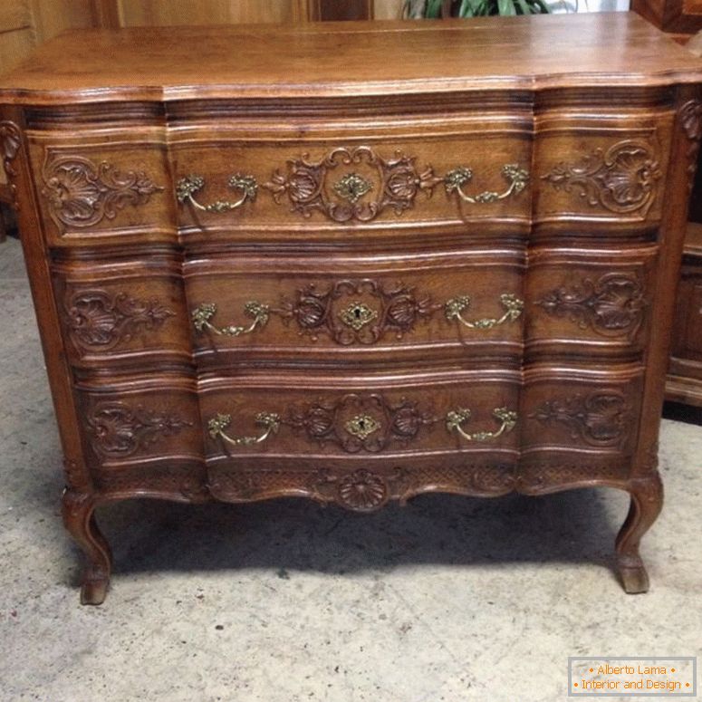 french-provincial-oak-chest-of-drawers-at-moonee-ponds-antiques