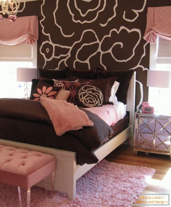 Pink in the brown bedroom
