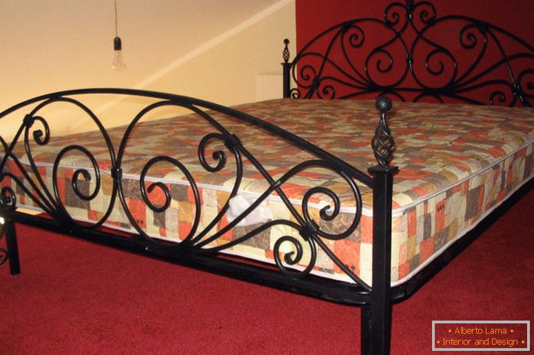 bed-forged-double-black