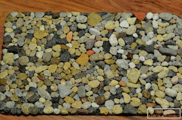 02-mat-of-stones