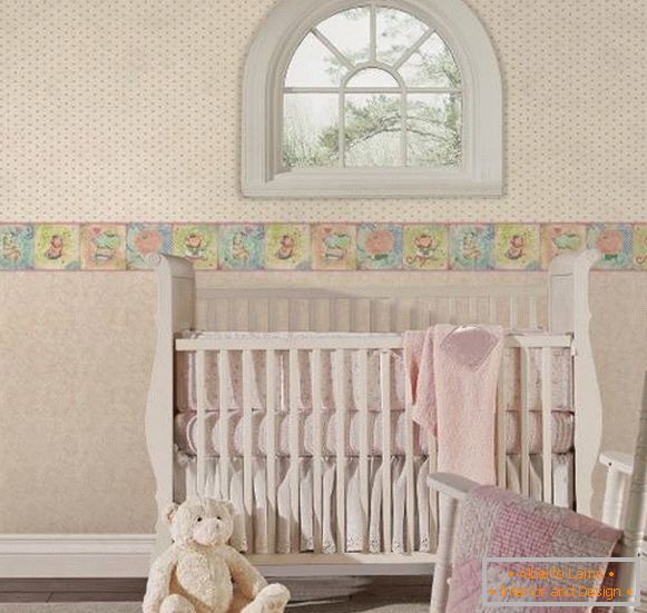 Edging for wallpaper in the nursery
