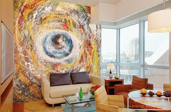 eye-drawing-on-the-wall