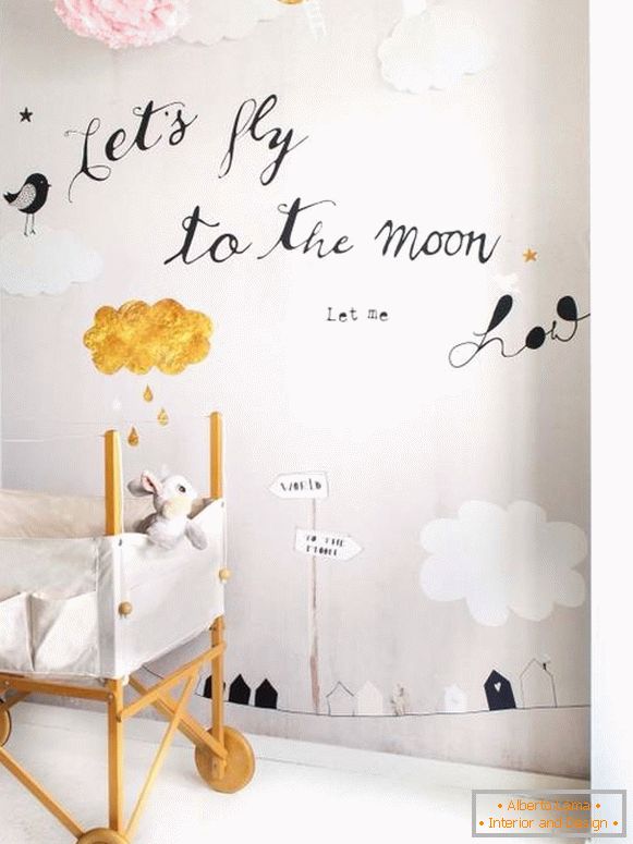 decor-and-painting-wall-in-the-nursery