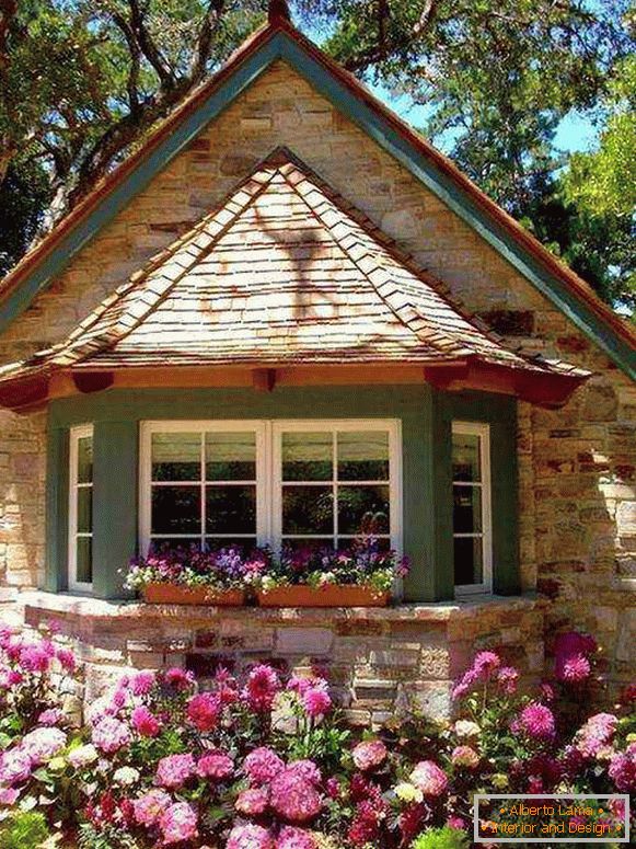 Beautiful single-storey house with a bay window, photo 64