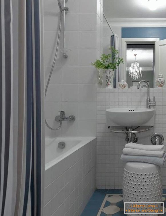Beautiful small bathrooms - a photo in white and blue