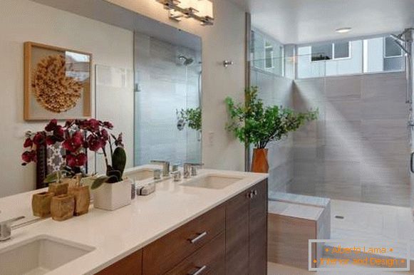 Beautiful bathrooms - photo with a shower and a big curbstone