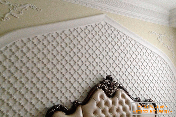 Foam plastic decor in the bedroom design