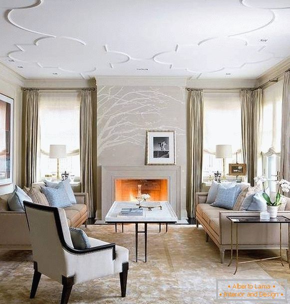 Decorative stucco on the ceiling of the living room in a modern style