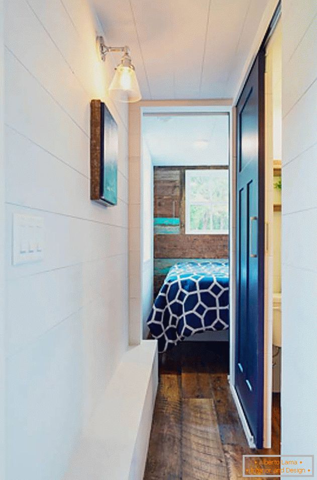 A tiny house: a corridor