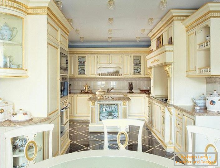 A gentle, delicate combination of pale blue and milky in the baroque kitchen.