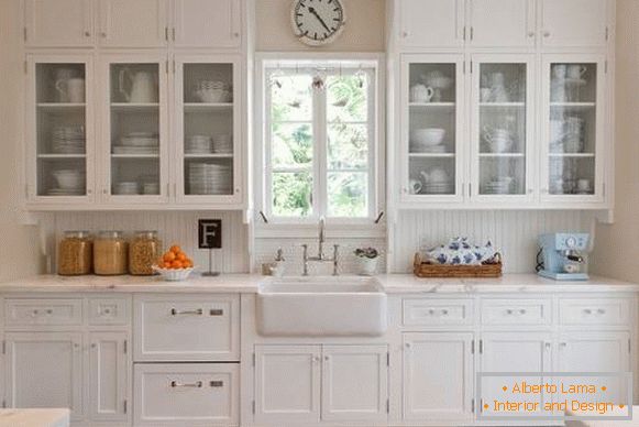 Lockers with transparent doors for kitchen