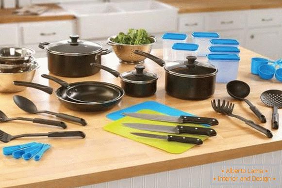 Aluminum kitchen utensils - photo on the table