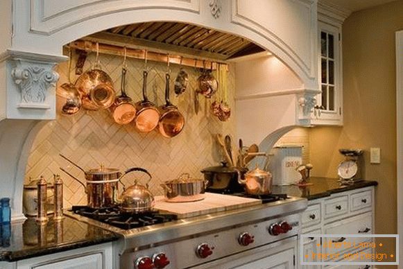 Copper Kitchen Utensils в дизайне интерьера