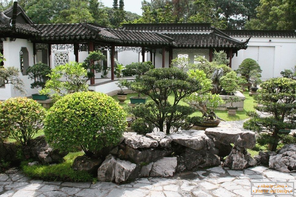 Landscaping in Japanese style