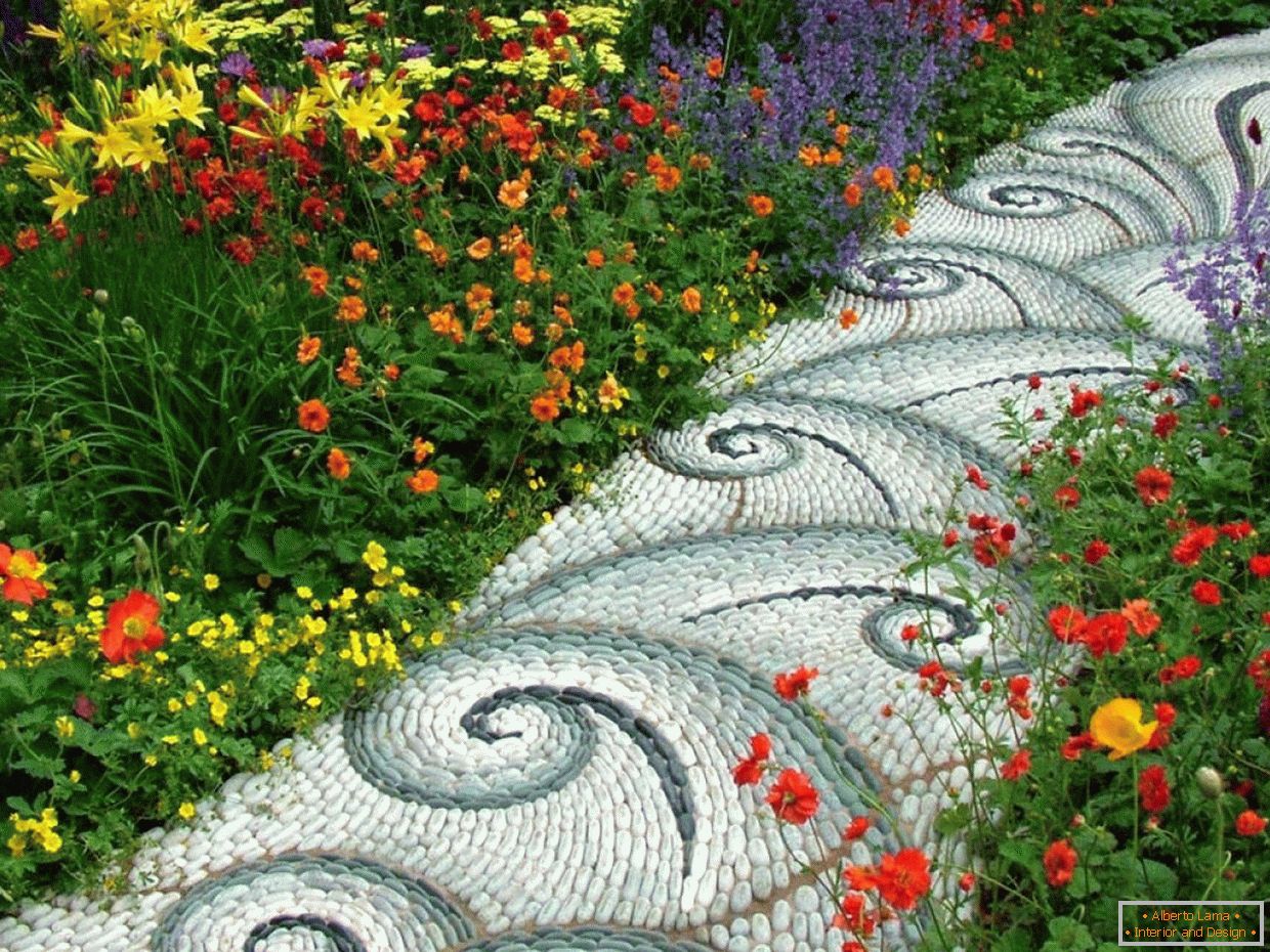 Decorative design of the garden path