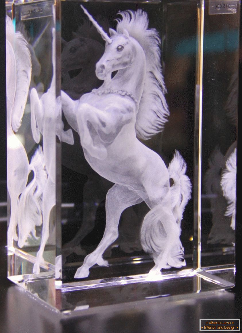 Laser 3D engraving of a horse in glass