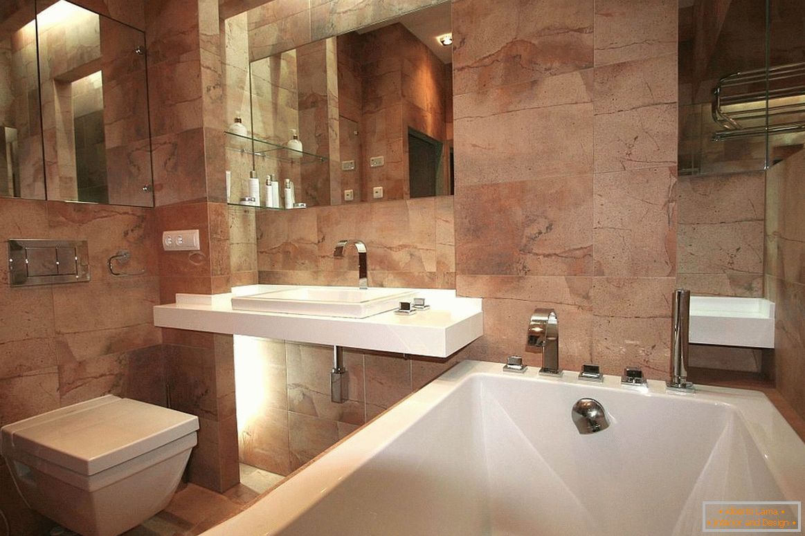 Natural stone in the finish of the bathroom