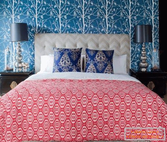 Bright blue wallpaper in bedroom design 2016