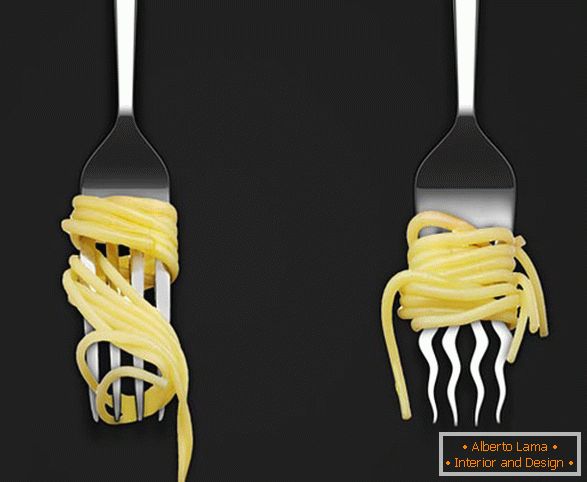 Fork with curved teeth for spaghetti