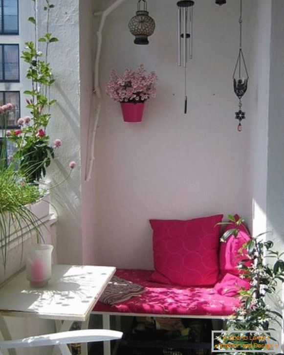 The idea of ​​creating a small balcony