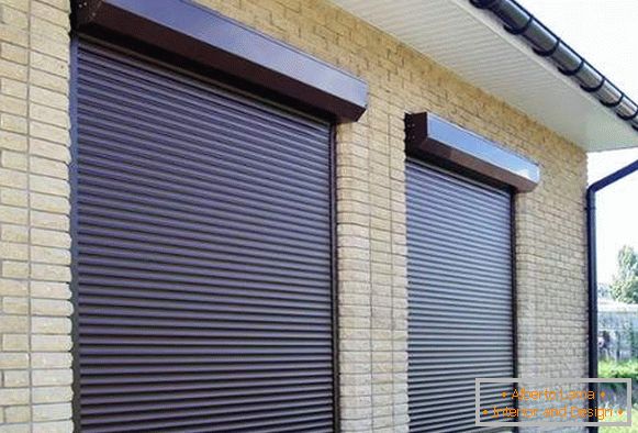 metal shutters on windows external, photo 48