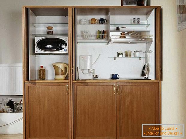 Functionally organized linear mini-kitchen