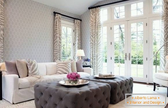 gray-wallpaper-beige-curtains