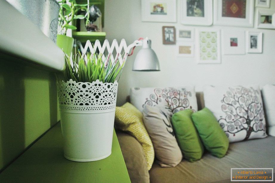 Bright decor - flower pot