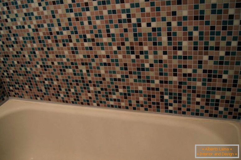 Mosaic for a bathroom - 100 photos of ideas how to decorate