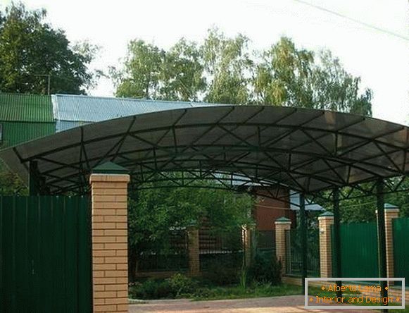 Canopy for cars made of polycarbonate by own hands, photo 4