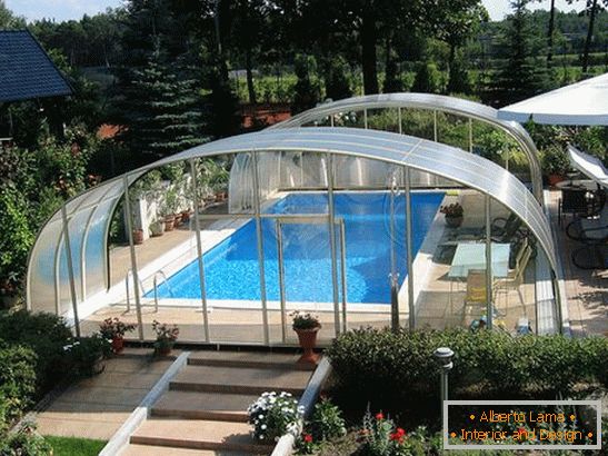 Canopy for the pool in the courtyard of a private house