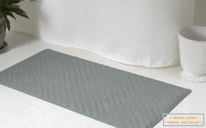 Rubber bath mat can be called the most practical option. 