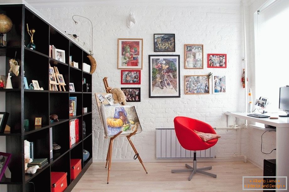 Library and study in a small apartment