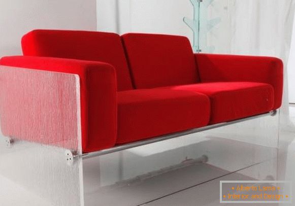 Upholstered furniture with details of acrylic