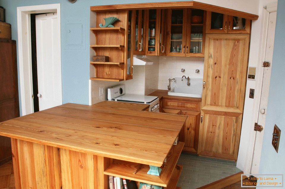 Small kitchen in vintage style