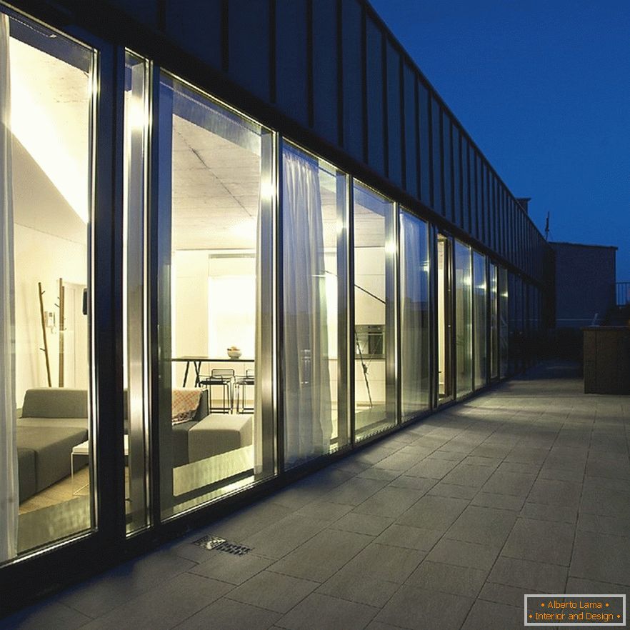 Glass walls of an apartment in Vilnius from the company Inblum