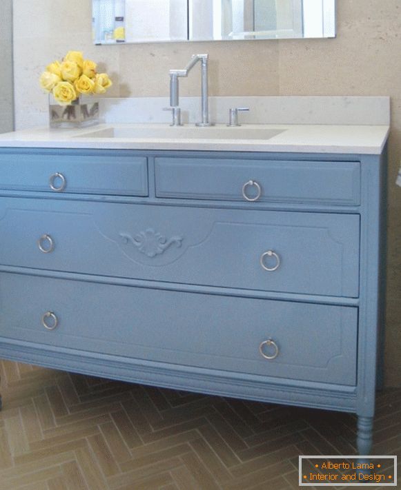 Cupboard under the sink from the dresser