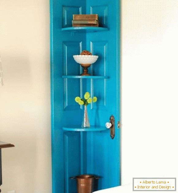 Stylish shelf from the door with your own hands