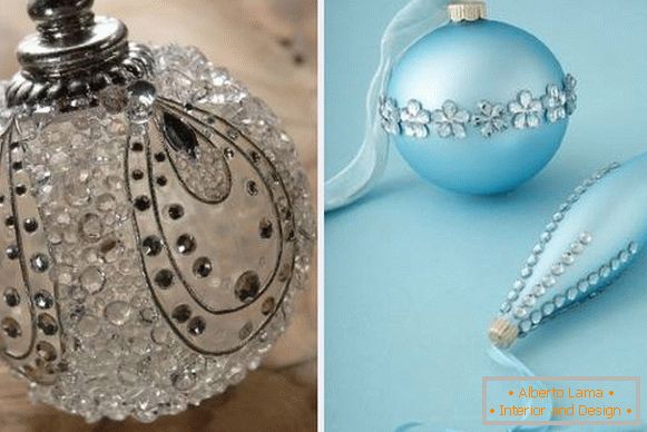 Beautiful New Year's balls with their own hands for 2017 with rhinestones
