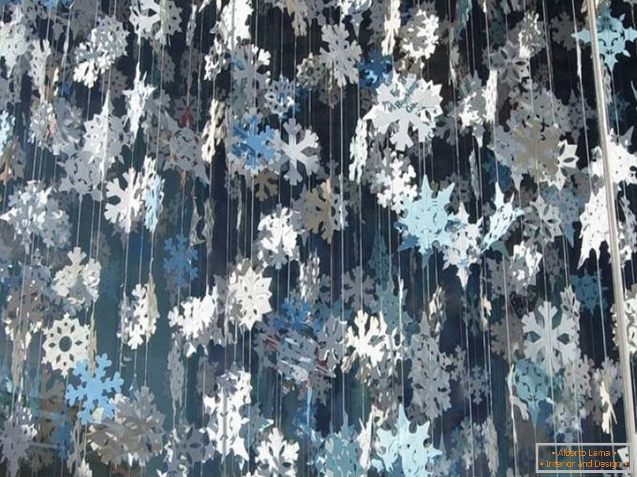 Curtain of snowflakes