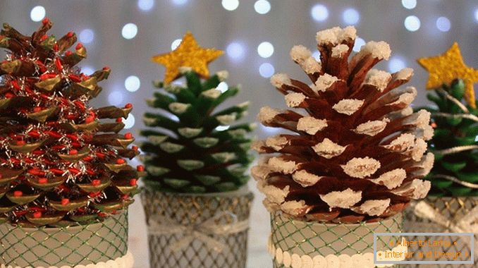 Christmas decor of cones, photo 51