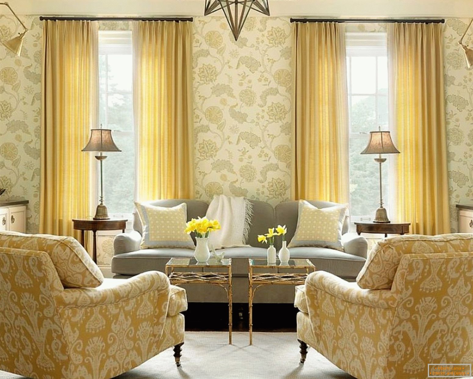 A combination of wallpaper and furniture in the living room