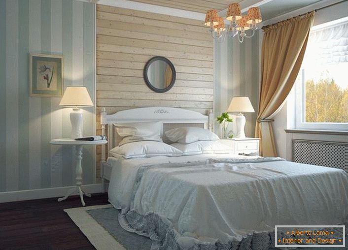 It is guessed that the house with this wonderful bedroom is located in one of the rural provinces of France. 