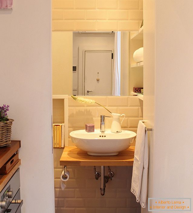 Bathroom of a small studio apartment in Milan