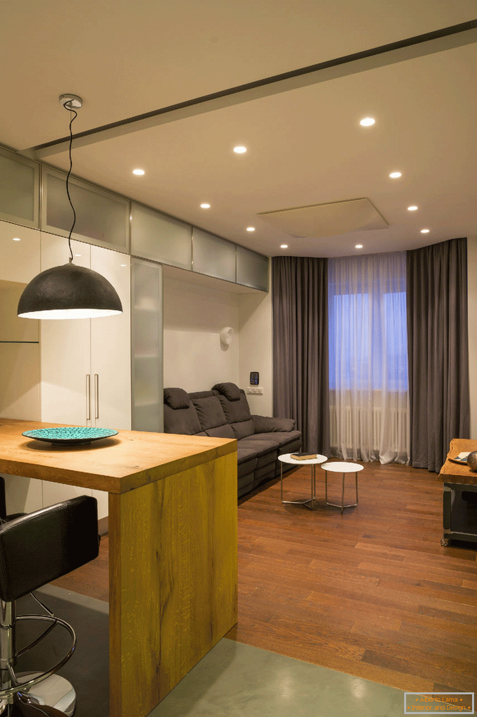 Illumination in an apartment with controlled lighting