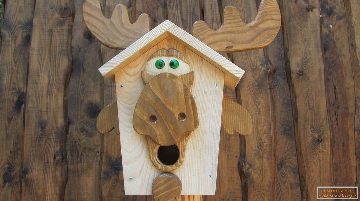 Birdhouse with own hands