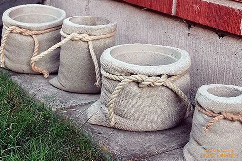 Crafts from cement