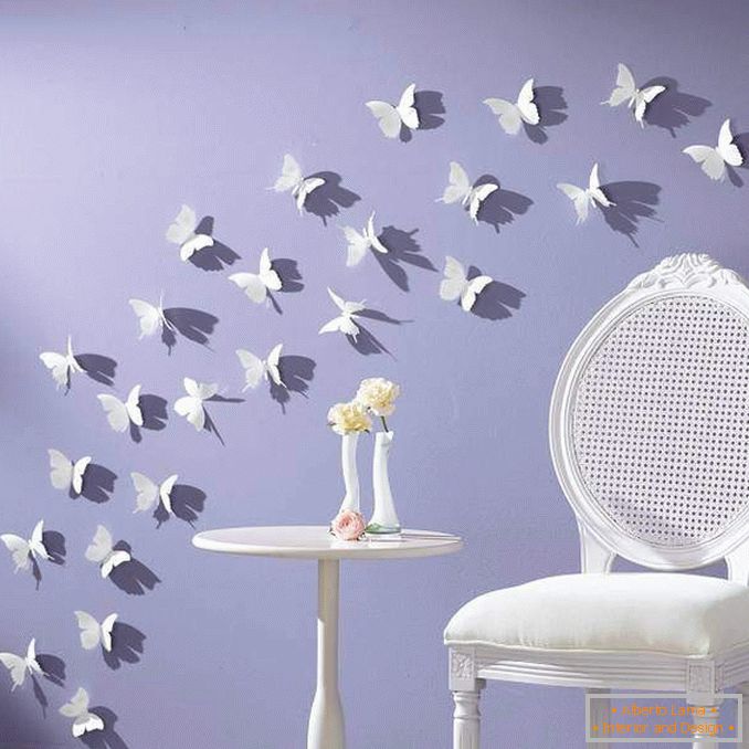 Decorating the walls with your own hands from the handy materials - butterflies from paper